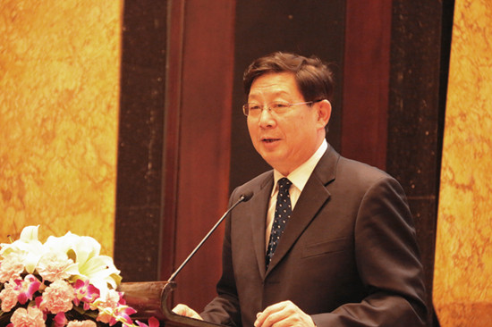 胡晓义.jpg